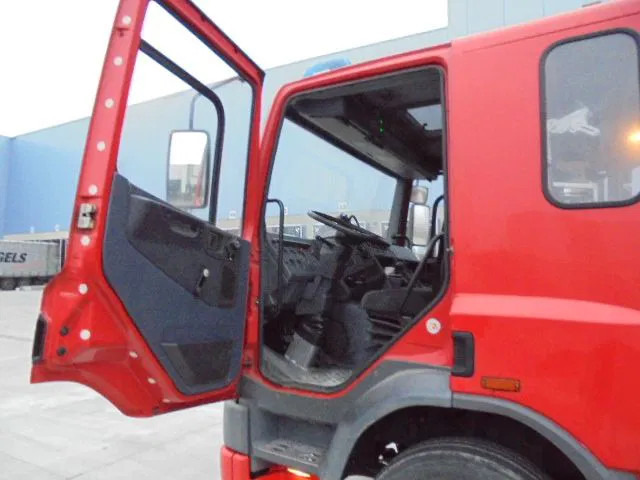 Fire truck DAF 65.210: picture 9