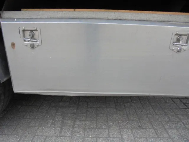 DRACO TXA 230 NL TRAILER - Curtainsider semi-trailer: picture 4 DRACO TXA 230 NL TRAILER - Curtainsider semi-trailer: picture 4
