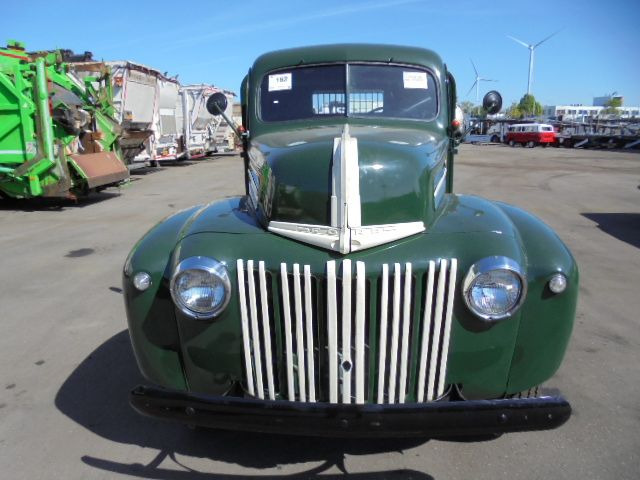 Ford PICK UP V8 PICK UP V8 - Pickup truck: picture 2 Ford PICK UP V8 PICK UP V8 - Pickup truck: picture 2