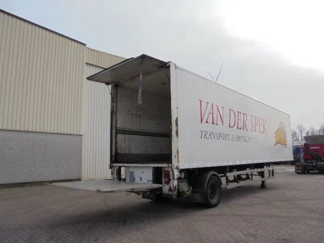 Groenewegen GRWO 11-08 - Closed box semi-trailer: picture 4 Groenewegen GRWO 11-08 - Closed box semi-trailer: picture 4