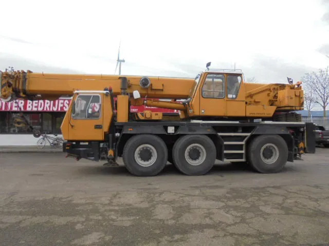 Grove GMK 3050 6X6X6 leasing Grove GMK 3050 6X6X6: picture 12