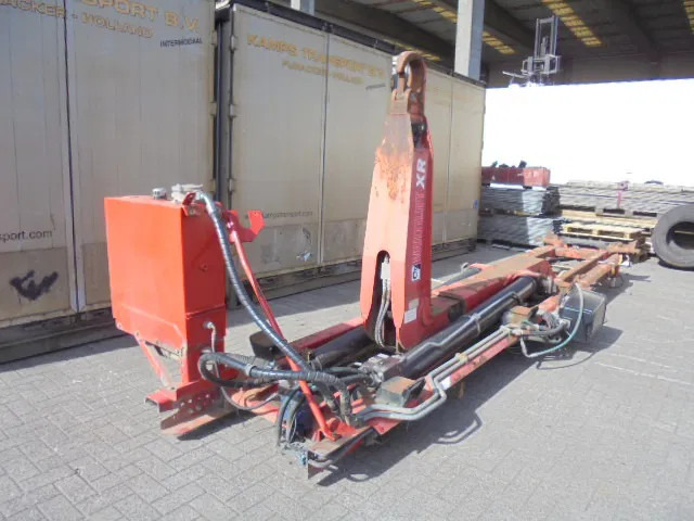 Hiab MULTILIFT XR21Z61 - Hook lift truck: picture 1 Hiab MULTILIFT XR21Z61 - Hook lift truck: picture 1