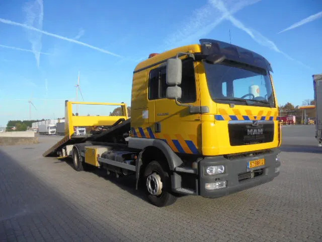 MAN TGM 12.250 NL TRUCK - Tow truck: picture 3 MAN TGM 12.250 NL TRUCK - Tow truck: picture 3