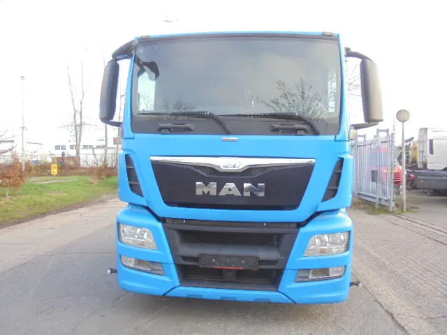 MAN TGS 23.440 6X2 RETARDER - Autotransporter truck: picture 2 MAN TGS 23.440 6X2 RETARDER - Autotransporter truck: picture 2