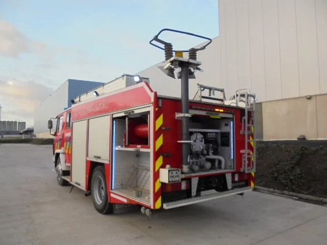 Mercedes-Benz 1124 F - Fire truck: picture 3 Mercedes-Benz 1124 F - Fire truck: picture 3