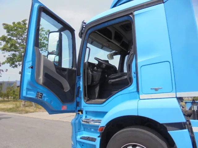 Cable system truck Mercedes-Benz Antos 2733: picture 7