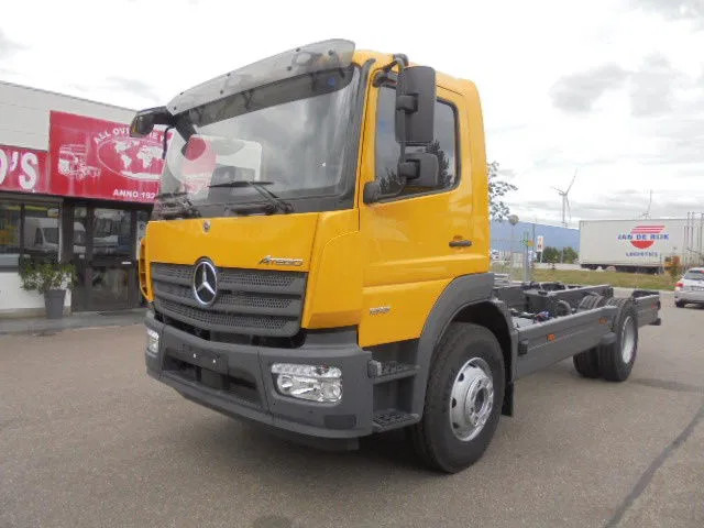 Mercedes-Benz Atego 1518 NEW DEMO MET FABRIEKS GARANTIE - Cab chassis truck: picture 1 Mercedes-Benz Atego 1518 NEW DEMO MET FABRIEKS GARANTIE - Cab chassis truck: picture 1