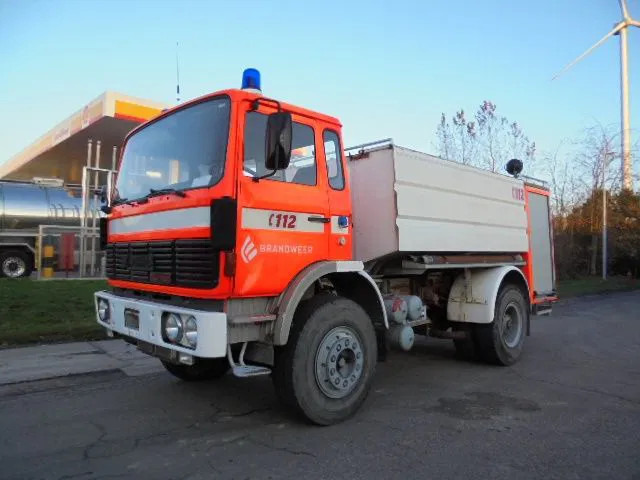 Renault C A07 C1 - Fire truck: picture 1 Renault C A07 C1 - Fire truck: picture 1