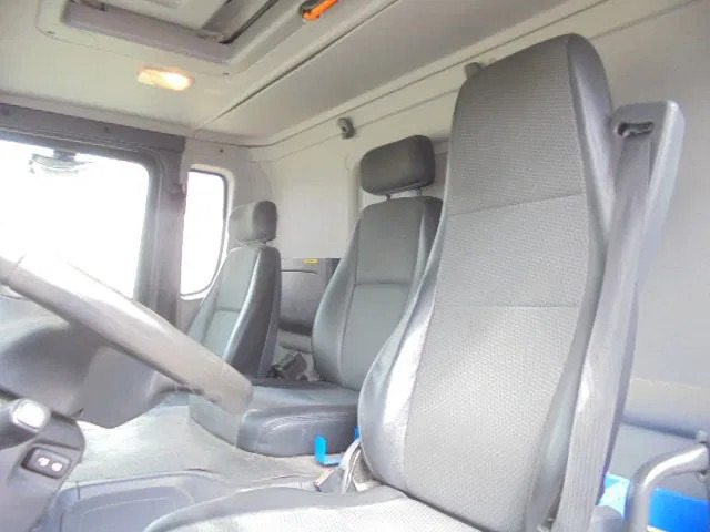 Garbage truck Scania P310 6X2 EEV NL TRUCK TUV -APK 25-06-2026: picture 11