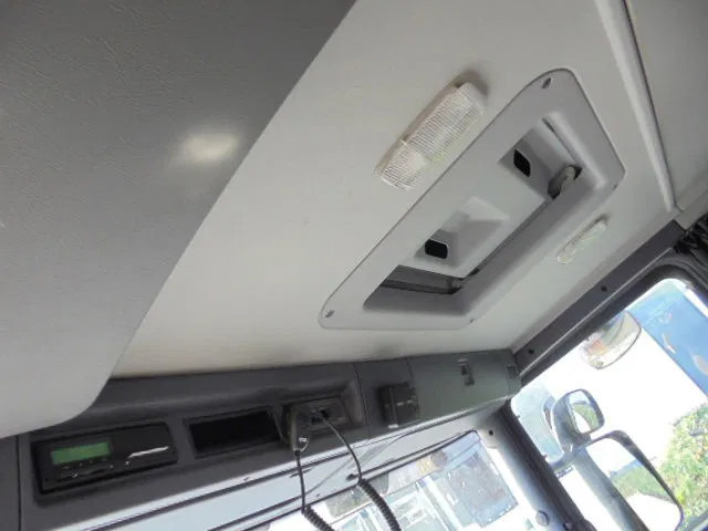 Tipper Scania P400 8X2 ASFALT NL TRUCK: picture 17