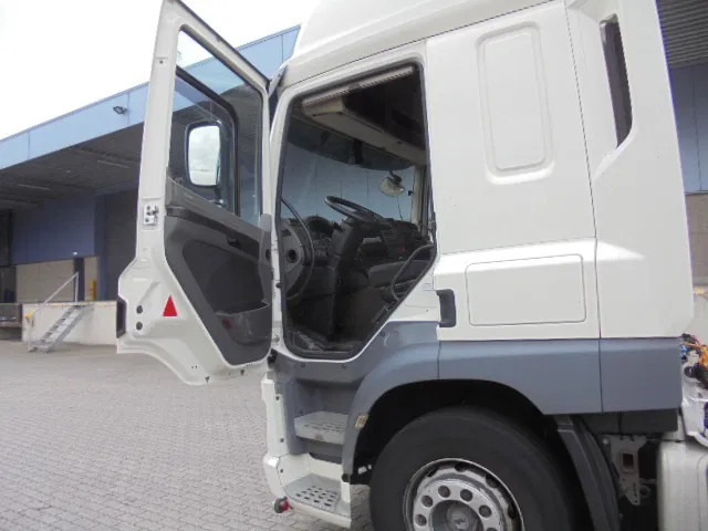 Tractor unit DAF CF 400 NL TRUCK: picture 6