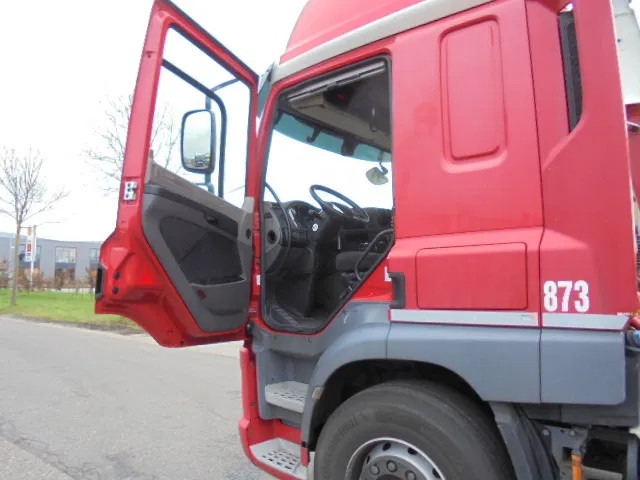 Tractor unit DAF CF 410 SSC: picture 9