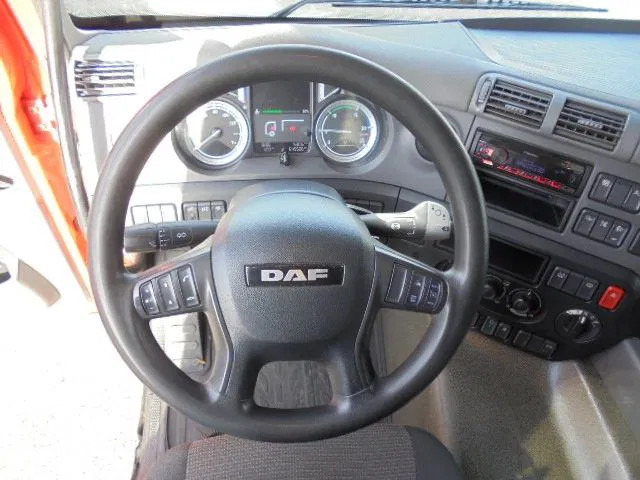 Tractor unit DAF CF 440: picture 15