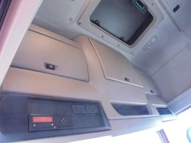 Tractor unit DAF CF 440: picture 17