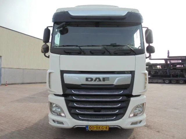 DAF XF 430 - Tractor unit: picture 2 DAF XF 430 - Tractor unit: picture 2