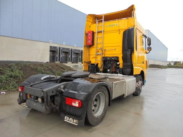 DAF XF 440 ADR UITVOERING - Tractor unit: picture 5 DAF XF 440 ADR UITVOERING - Tractor unit: picture 5
