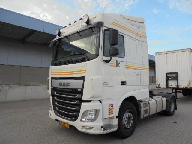 DAF XF 440 - Tractor unit: picture 1 DAF XF 440 - Tractor unit: picture 1