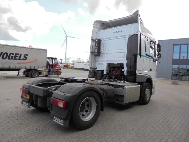 DAF XF 440 EUR6 - Tractor unit: picture 3 DAF XF 440 EUR6 - Tractor unit: picture 3