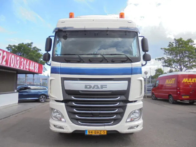 DAF XF 440 NL TRUCK - Tractor unit: picture 2 DAF XF 440 NL TRUCK - Tractor unit: picture 2