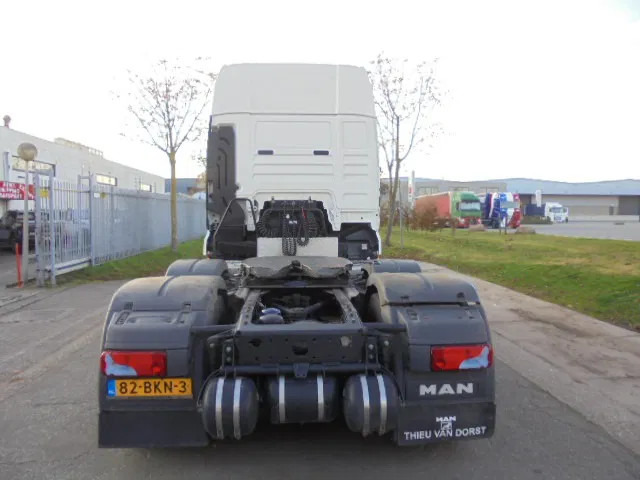 MAN TGX 26.500 XXL 6X2 NEW TYPE TACHO - Tractor unit: picture 4 MAN TGX 26.500 XXL 6X2 NEW TYPE TACHO - Tractor unit: picture 4
