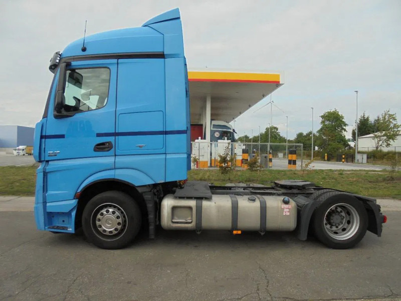 Mercedes-Benz Actros 1842 10 IN STOCK - Tractor unit: picture 5 Mercedes-Benz Actros 1842 10 IN STOCK - Tractor unit: picture 5