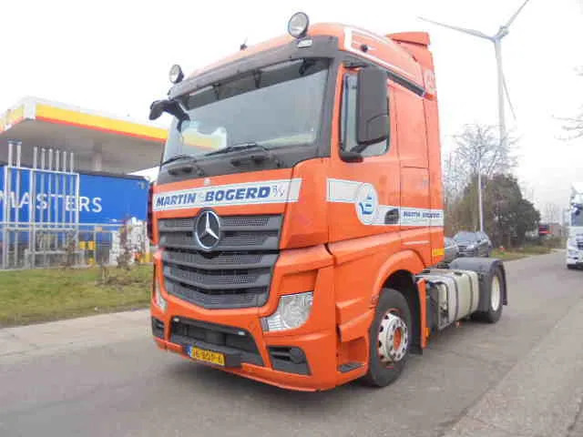 Mercedes-Benz Actros 1842 LS NL TRUCK - Tractor unit: picture 1 Mercedes-Benz Actros 1842 LS NL TRUCK - Tractor unit: picture 1
