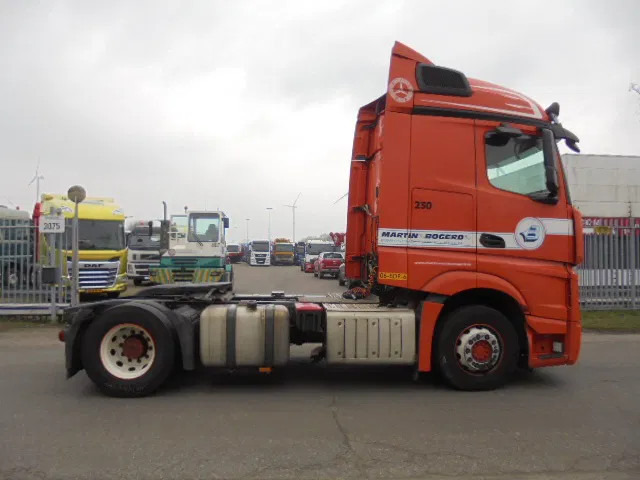 Mercedes-Benz Actros 1842 LS NL TRUCK - Tractor unit: picture 4 Mercedes-Benz Actros 1842 LS NL TRUCK - Tractor unit: picture 4