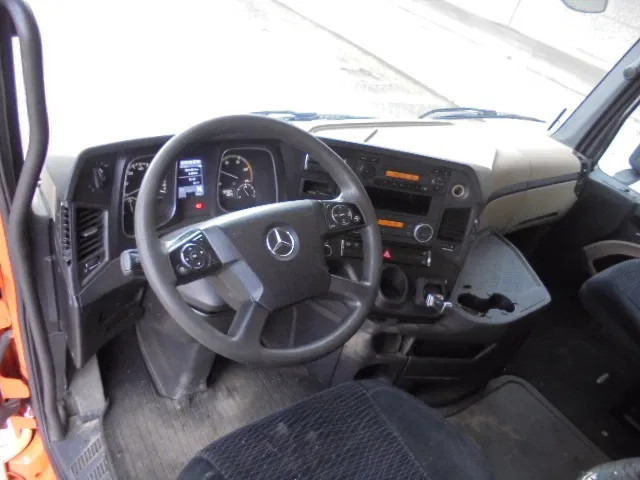 Tractor unit Mercedes-Benz Actros 1842 LS NL TRUCK: picture 10