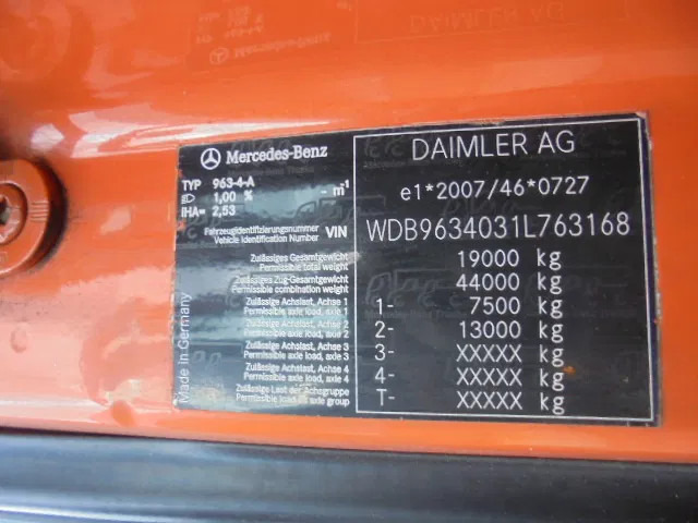 Tractor unit Mercedes-Benz Actros 1842 LS NL TRUCK: picture 18