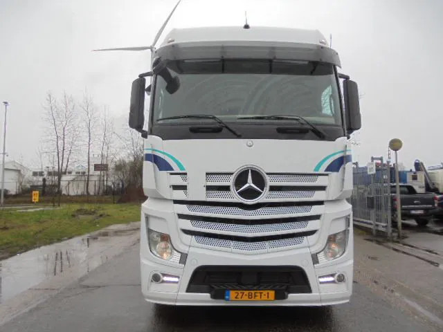 Mercedes-Benz Actros 1942 LS 4X2 - Tractor unit: picture 2 Mercedes-Benz Actros 1942 LS 4X2 - Tractor unit: picture 2