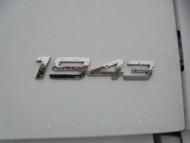 Tractor unit Mercedes-Benz Actros 1942 LS 4X2: picture 17