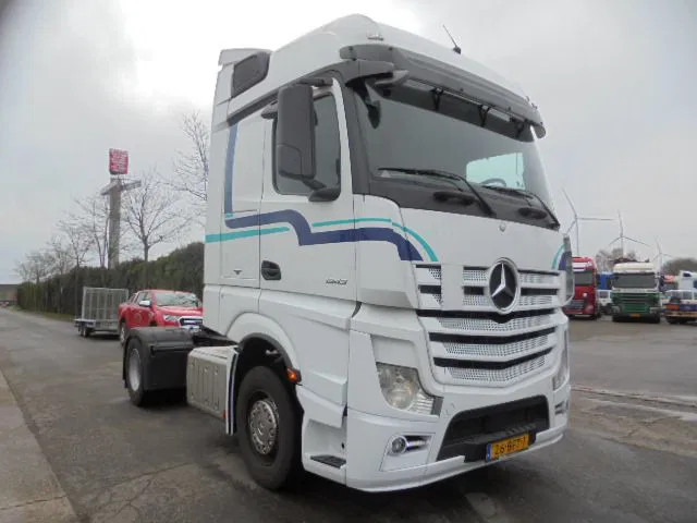 Mercedes-Benz Actros 1943 LS - Tractor unit: picture 3 Mercedes-Benz Actros 1943 LS - Tractor unit: picture 3