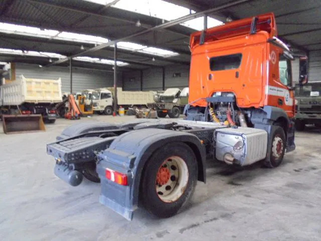 Mercedes-Benz Antos 1832 CABINE SCHADE FOR PARTS - Tractor unit: picture 5 Mercedes-Benz Antos 1832 CABINE SCHADE FOR PARTS - Tractor unit: picture 5