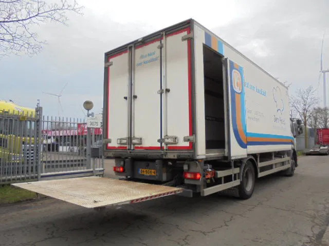 Volvo FE 250 CHEREAU NL TRUCK - Isothermal truck: picture 4 Volvo FE 250 CHEREAU NL TRUCK - Isothermal truck: picture 4