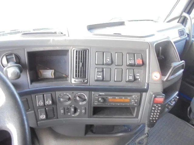 Volvo FH 420 6X2 NL TRUCK leasing Volvo FH 420 6X2 NL TRUCK: picture 15