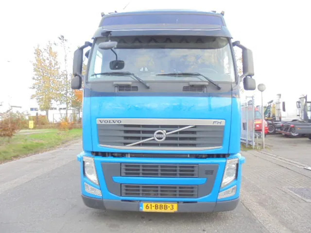Volvo FH 420 6X2 NL TRUCK - Curtainsider truck: picture 2 Volvo FH 420 6X2 NL TRUCK - Curtainsider truck: picture 2