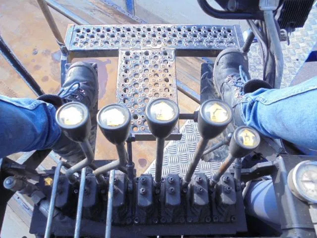 Volvo FH FH 460 8X2 NL KENTEN leasing Volvo FH FH 460 8X2 NL KENTEN: picture 14 Volvo FH FH 460 8X2 NL KENTEN leasing Volvo FH FH 460 8X2 NL KENTEN: picture 14