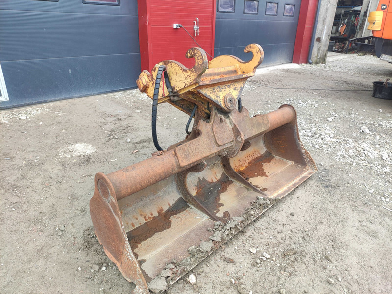 Caterpillar 315 bucket - Bucket: picture 1 Caterpillar 315 bucket - Bucket: picture 1