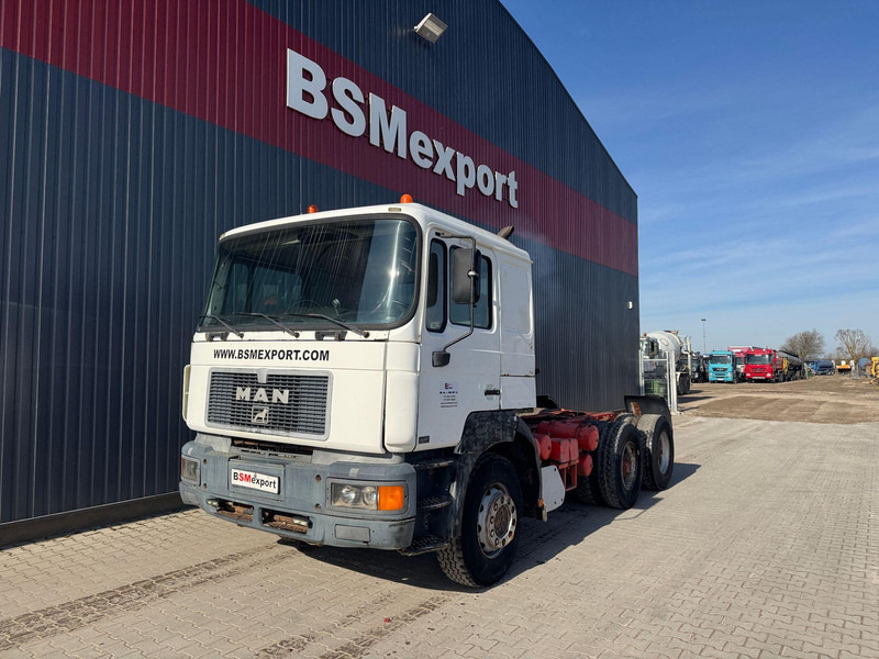 MAN 26.403 - Cab chassis truck: picture 1 MAN 26.403 - Cab chassis truck: picture 1