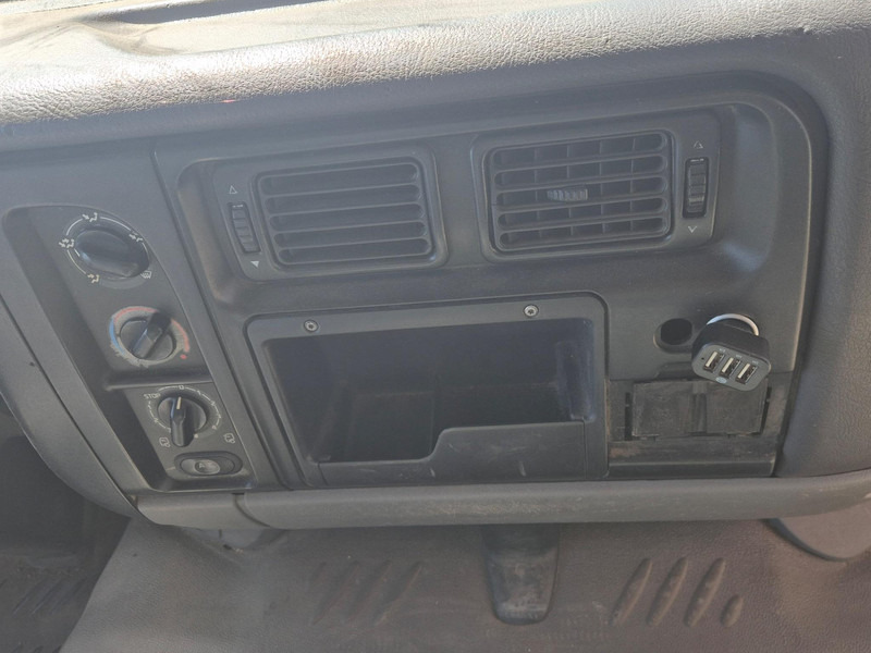 Concrete pump truck Renault Kerax 420 + COIME PDF 33.5 E: picture 11 Concrete pump truck Renault Kerax 420 + COIME PDF 33.5 E: picture 11