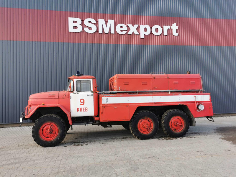 ZIL 131 PNS110 - Fire truck: picture 2 ZIL 131 PNS110 - Fire truck: picture 2