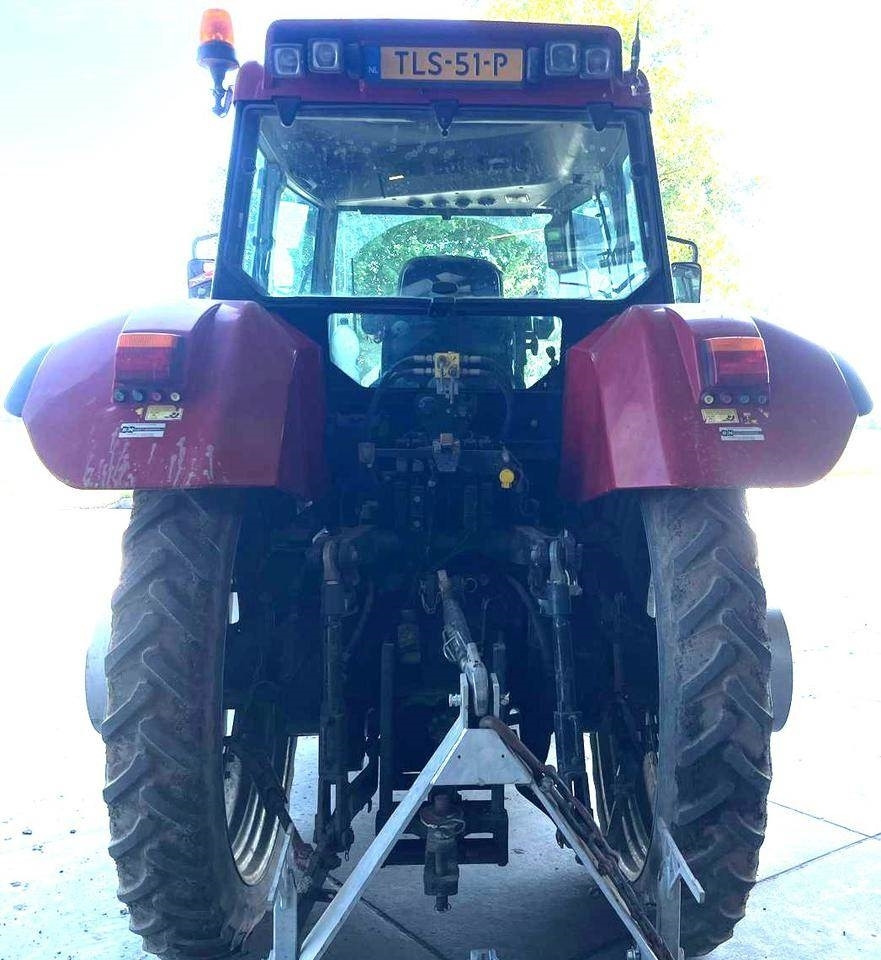 Case IH CVX 120 - Farm tractor: picture 5 Case IH CVX 120 - Farm tractor: picture 5