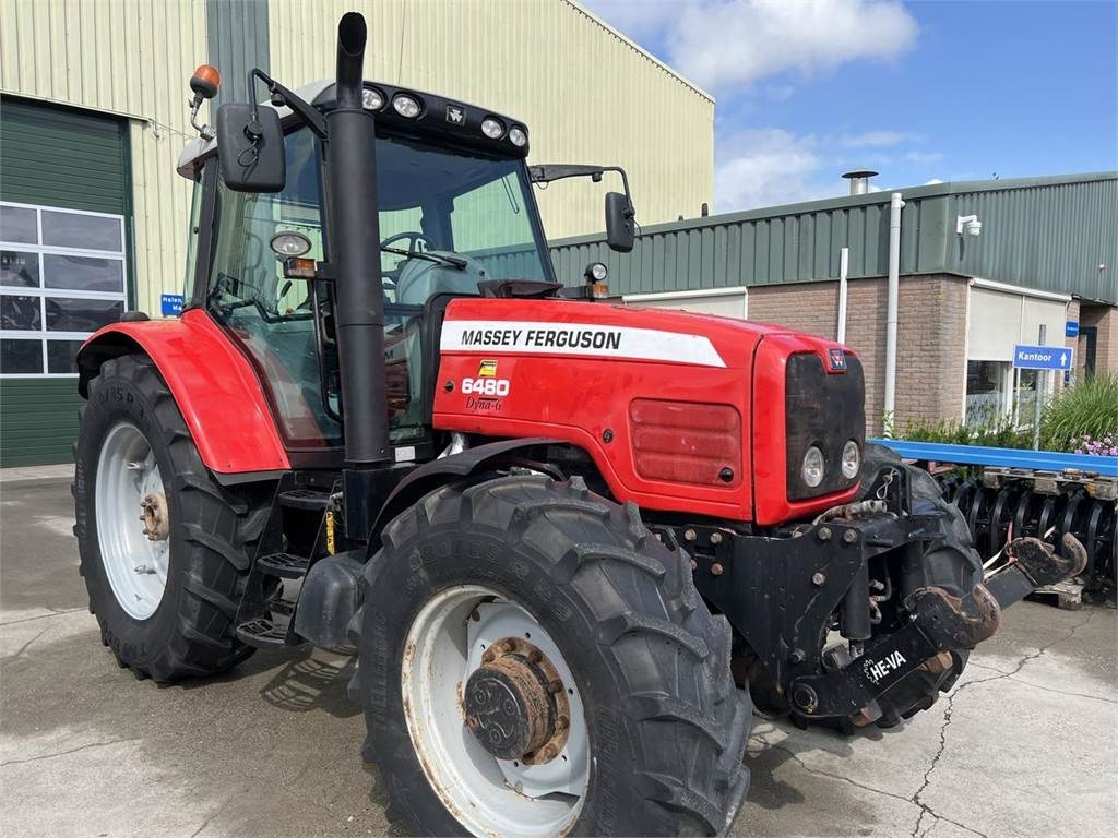 Massey Ferguson 6480 Dyna 6 - Farm tractor: picture 3 Massey Ferguson 6480 Dyna 6 - Farm tractor: picture 3