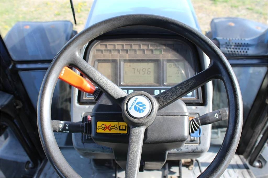 Farm tractor New Holland TM175: picture 10