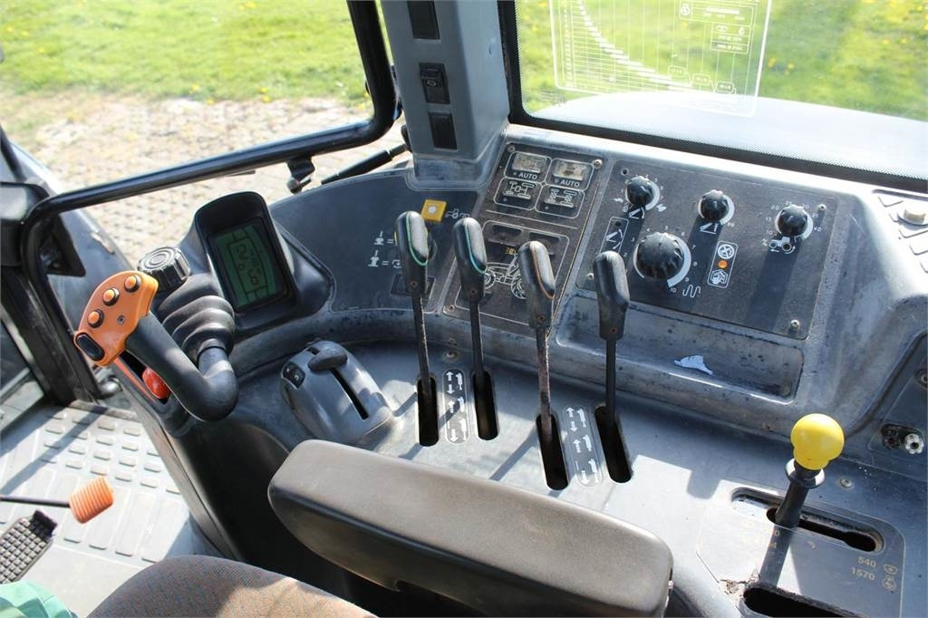 Farm tractor New Holland TM175: picture 11