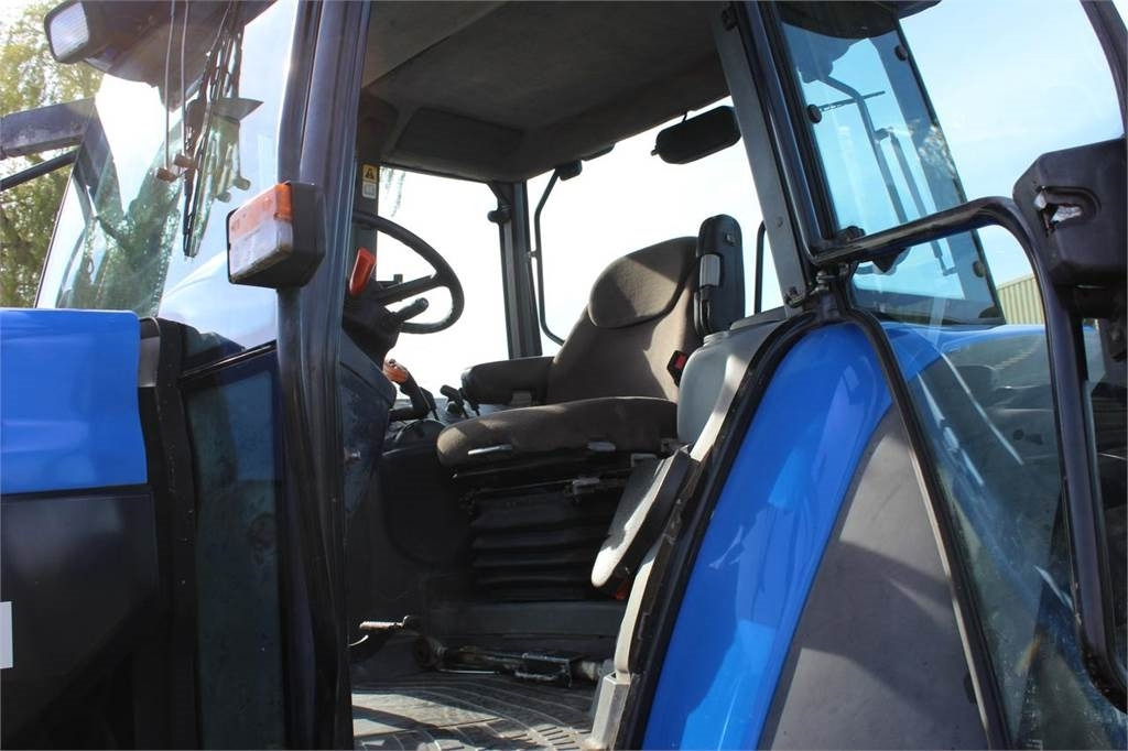 Farm tractor New Holland TM175: picture 8