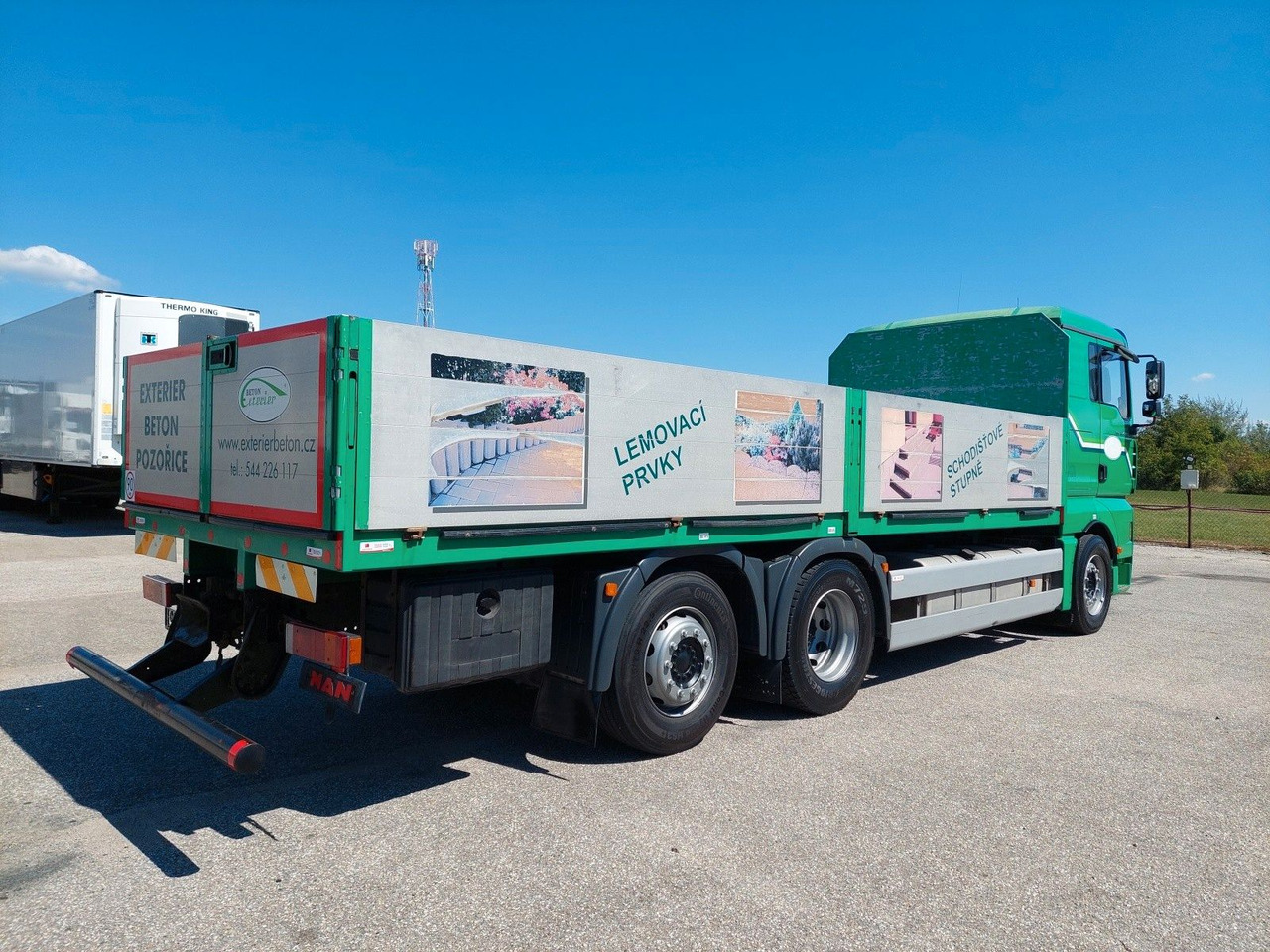 MAN TGA 26.430 LL 6x2-2 - Dropside/ Flatbed truck: picture 4 MAN TGA 26.430 LL 6x2-2 - Dropside/ Flatbed truck: picture 4