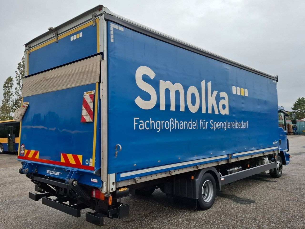MAN TGL 12.250 BL 4x2 - Curtainsider truck: picture 4 MAN TGL 12.250 BL 4x2 - Curtainsider truck: picture 4