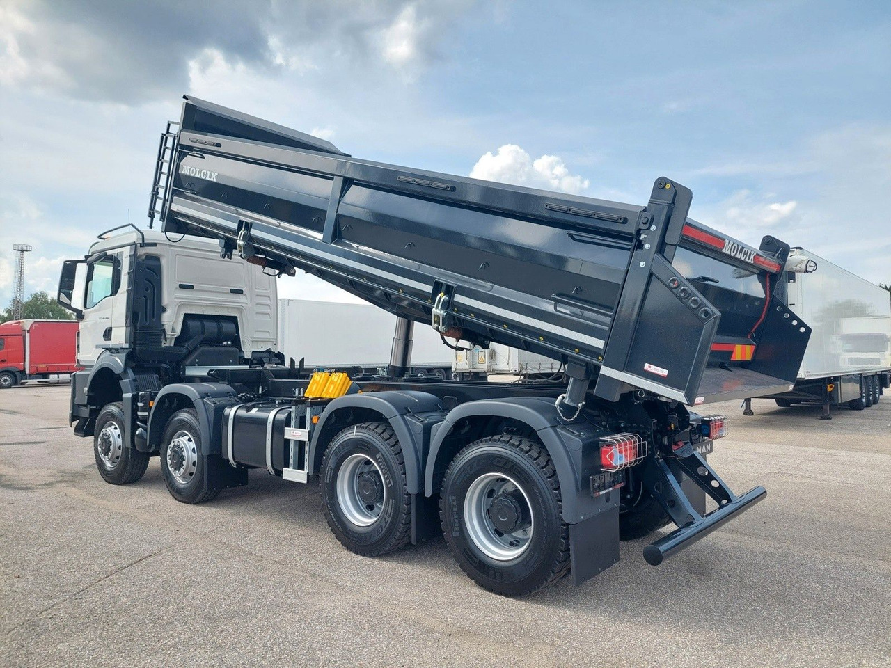 MAN TGS 41.480 8X6 BB CH - Tipper: picture 3 MAN TGS 41.480 8X6 BB CH - Tipper: picture 3