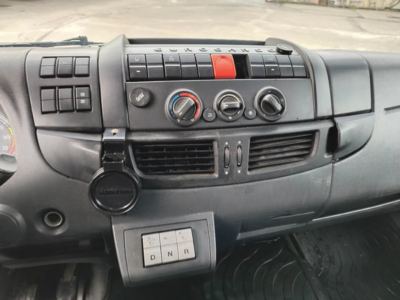 Box truck Iveco EuroCargo 120 E22 EEV SIDE PORT + D'HOLLANDIA LIFT 2000 KG: picture 9